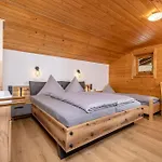 Almstueberl - Schiestl's Ferienhuetten * Mayrhofen